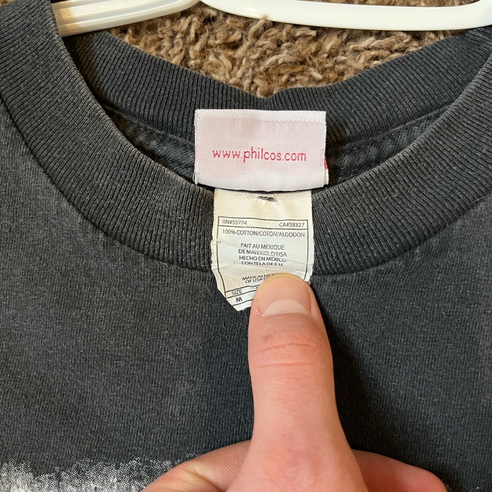 Johhny Cash Vintage Tee - Picture 2 of 3